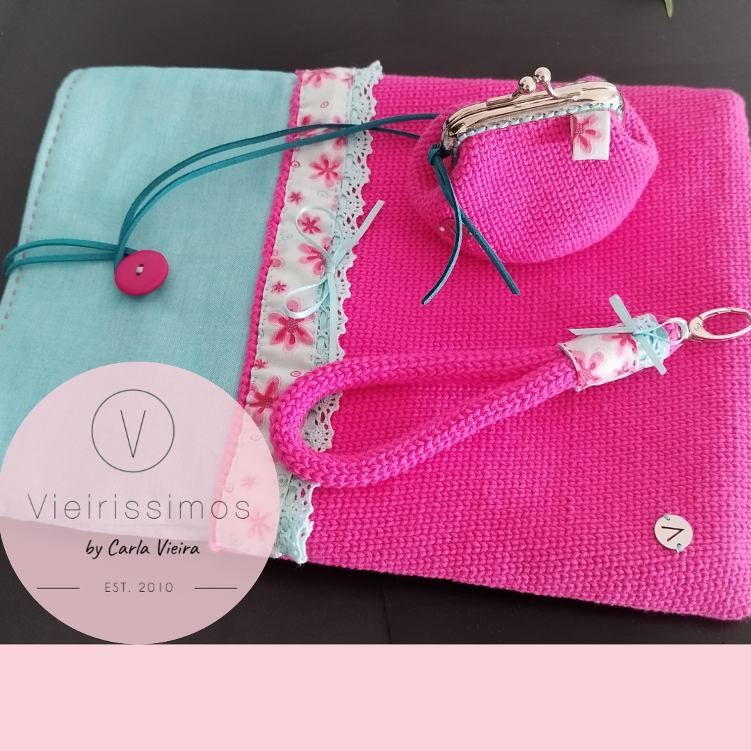 Trio 'Azul & Rosa' — Capa Portátil, Porta‑chaves & Porta Moedas